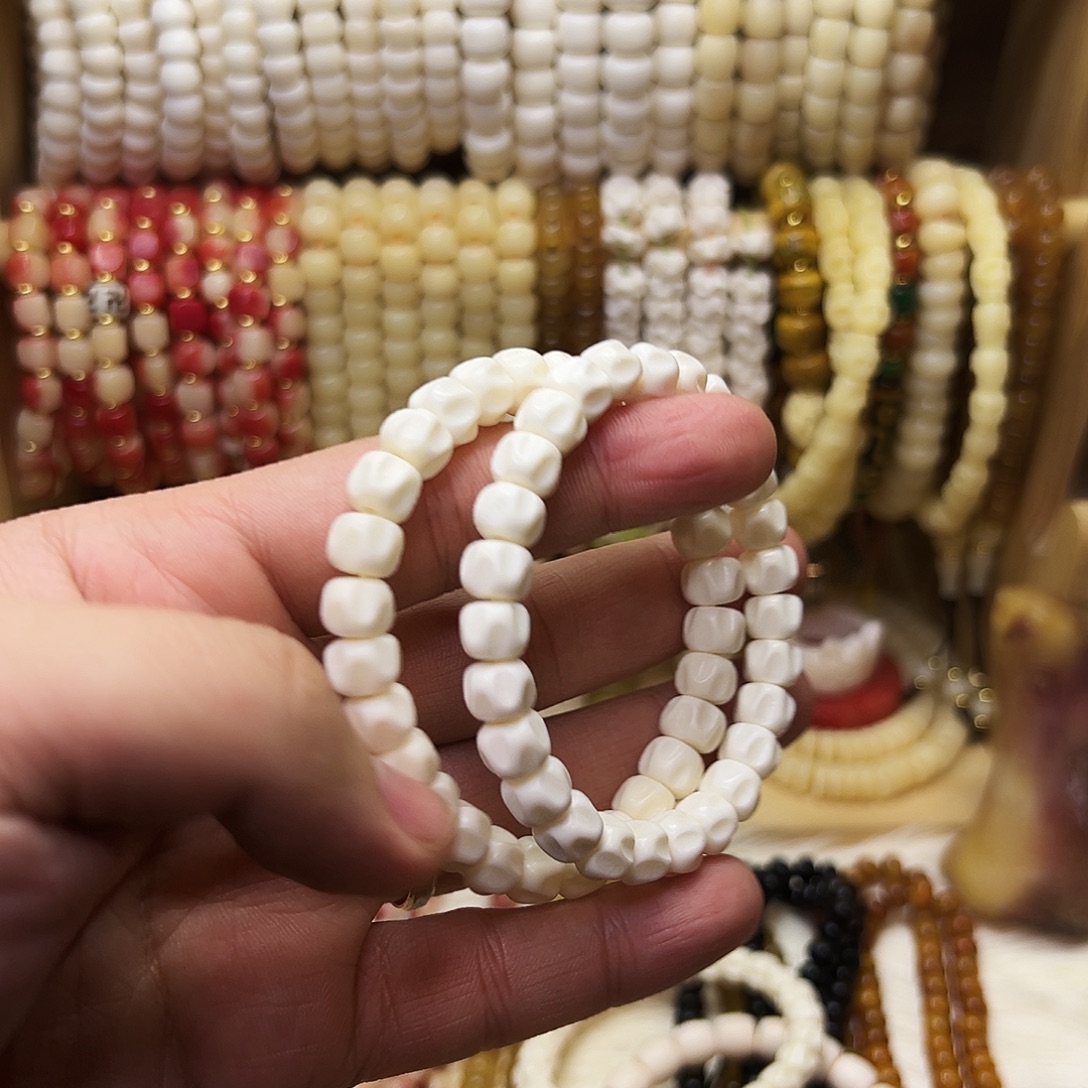 把件桃核0.9鹿角龙脊