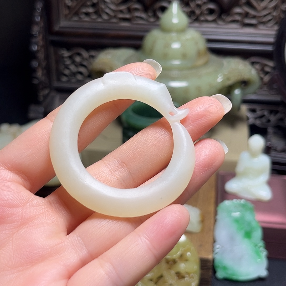 和田玉（糖玉）未镶嵌挂件