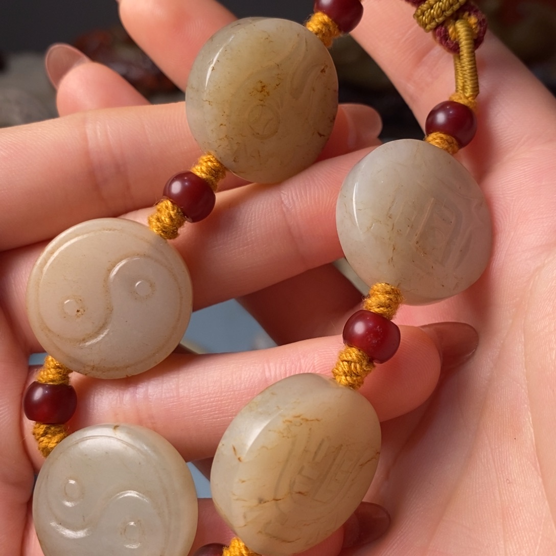 和田玉颈饰未镶嵌白*辰