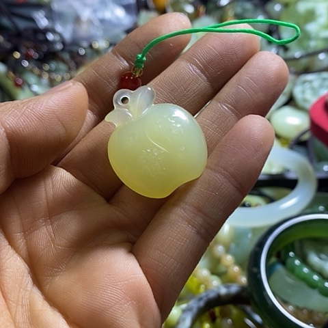 岫玉手机挂件未镶嵌多样性发货