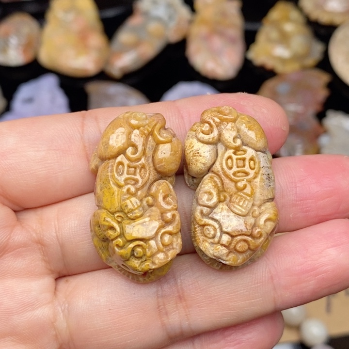 硅化珊瑚（珊瑚玉）手镯未镶嵌