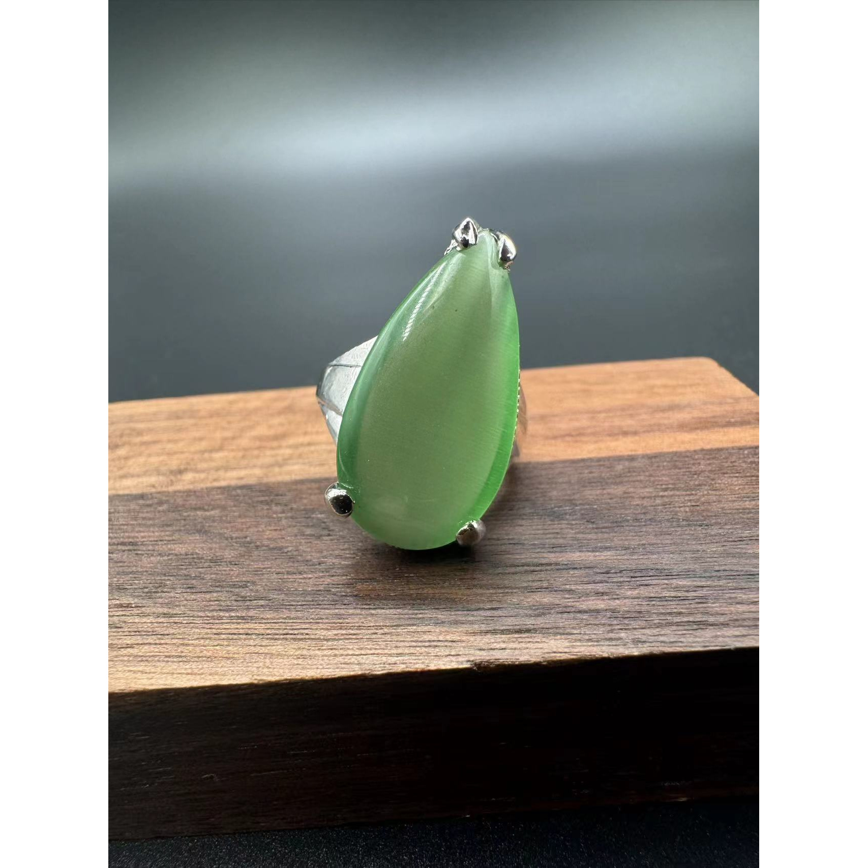 铜合金亚克力戒指 铜合金 亚克力 5303小众简约民族风戒指 浅绿