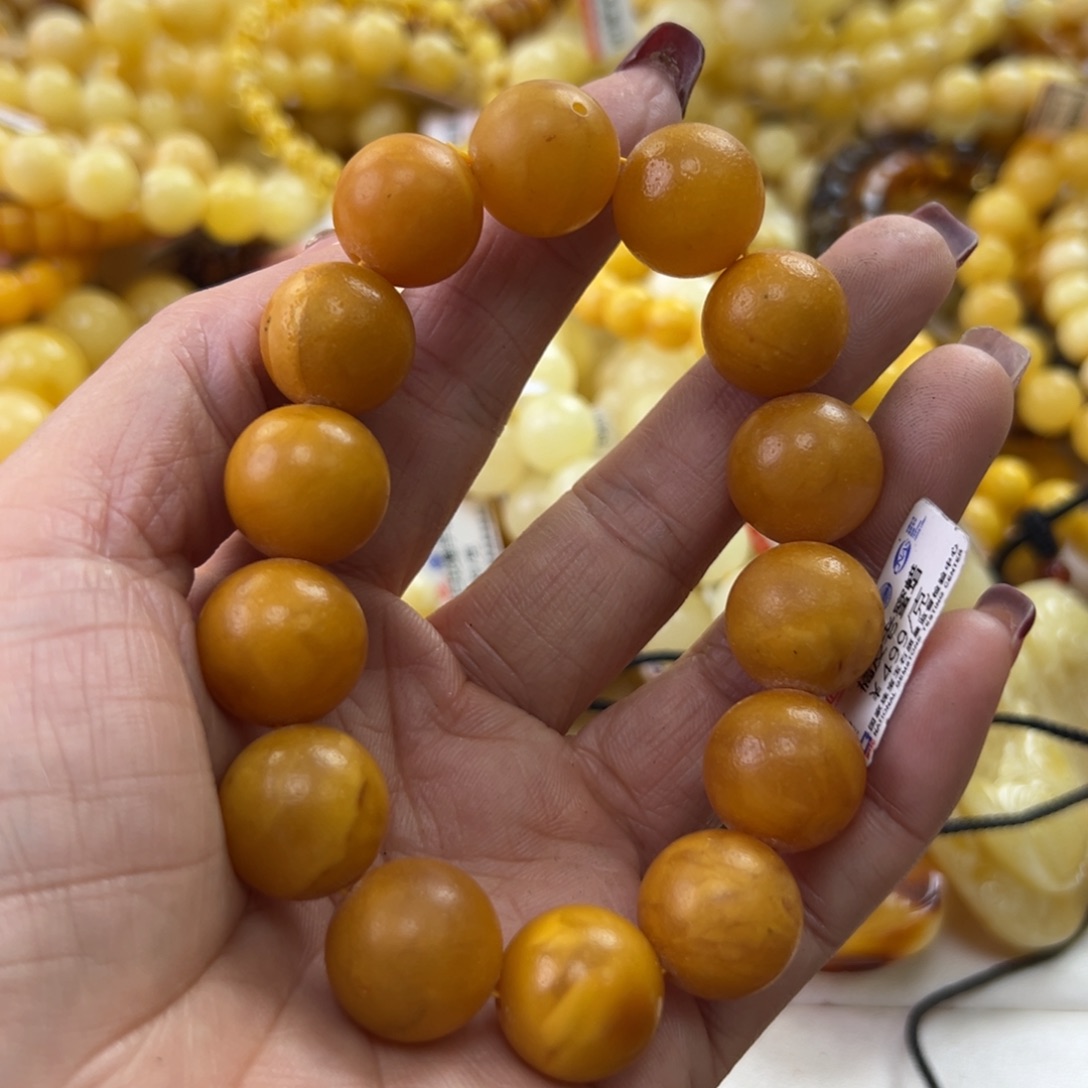 琥珀珠宝奇石未镶嵌