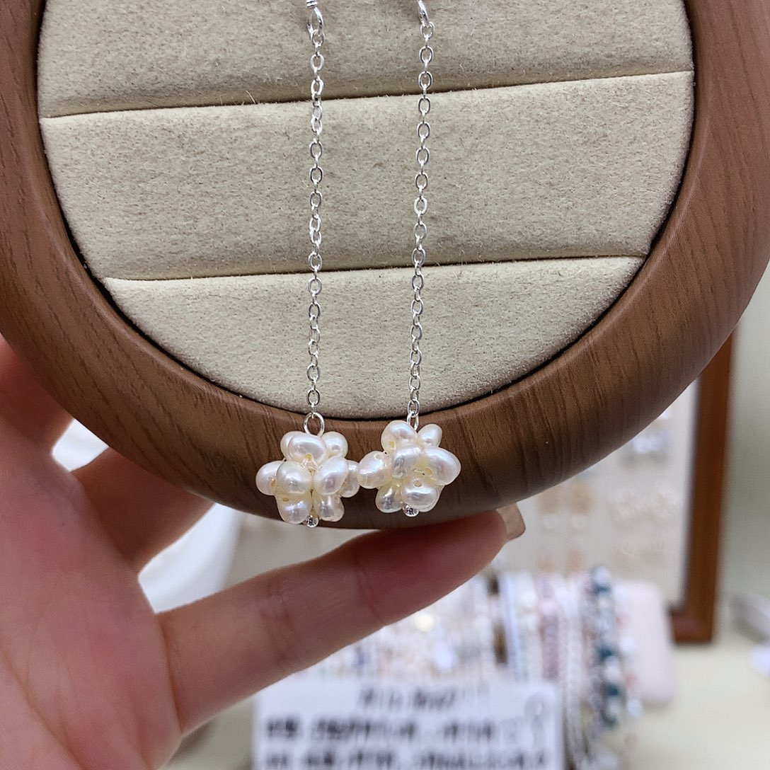 银S925镶嵌淡水珍珠耳饰