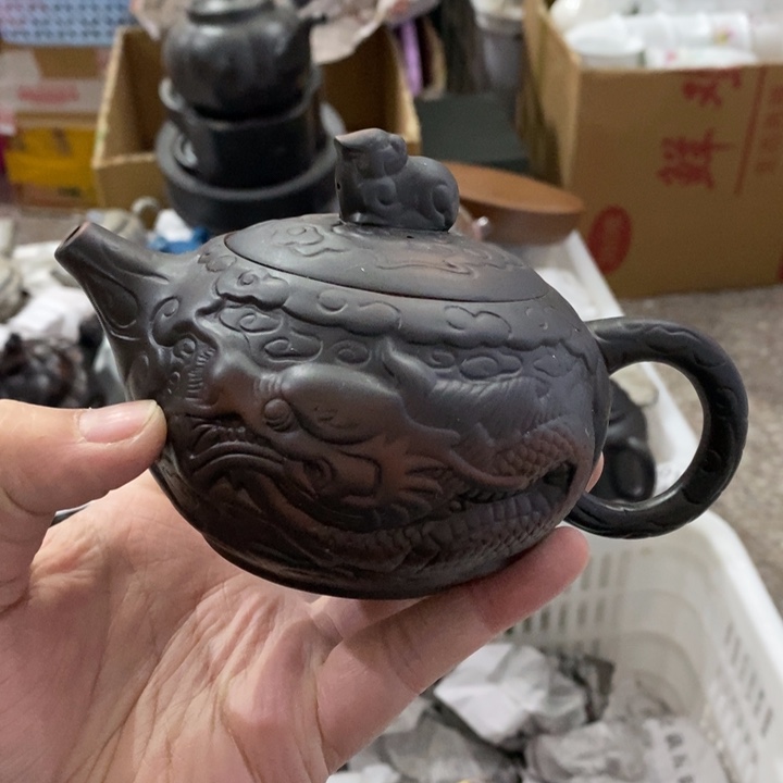 陶瓷艺术品及陶瓷壶