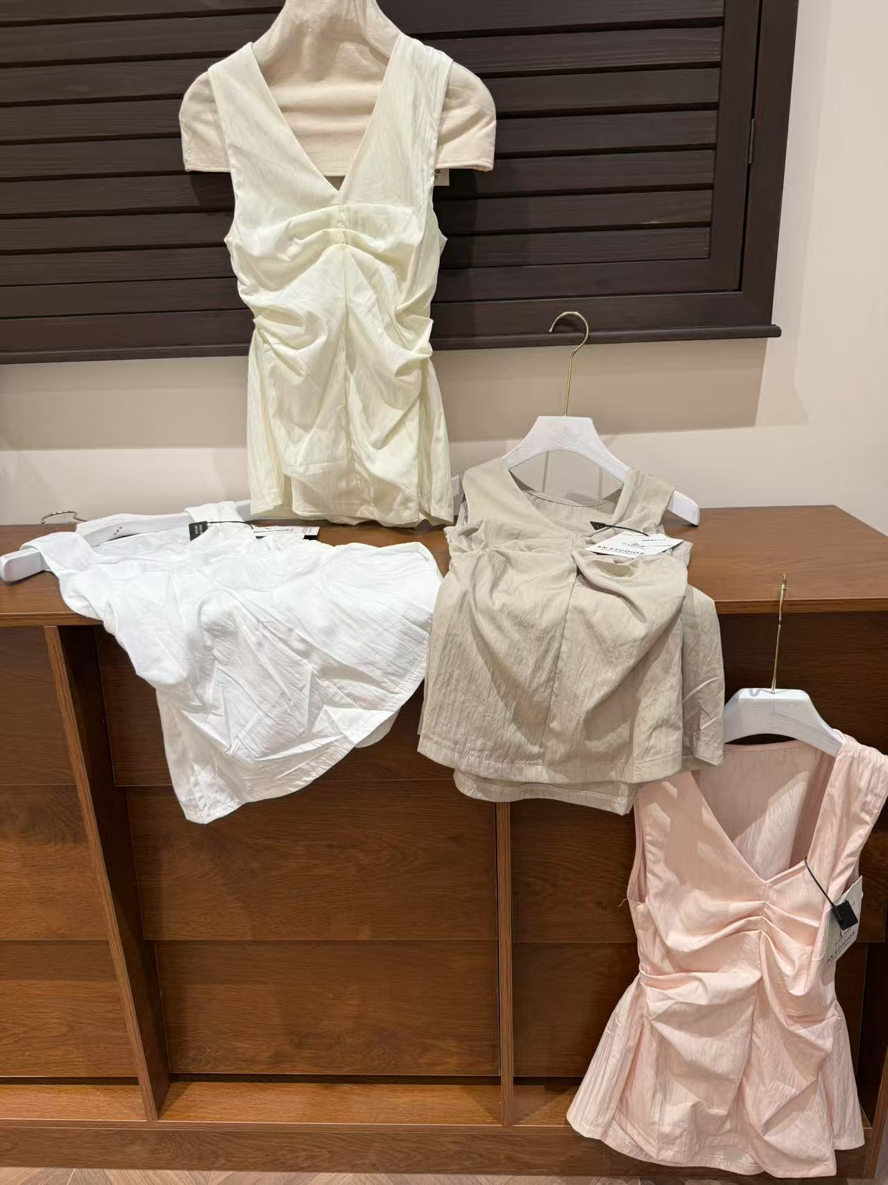 「阿男Anna」遇见夏日  ins款修身显瘦无袖背心132-6908