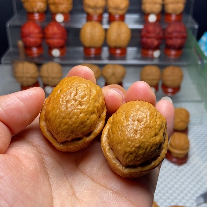 文玩核桃把件粗筋屁桃31