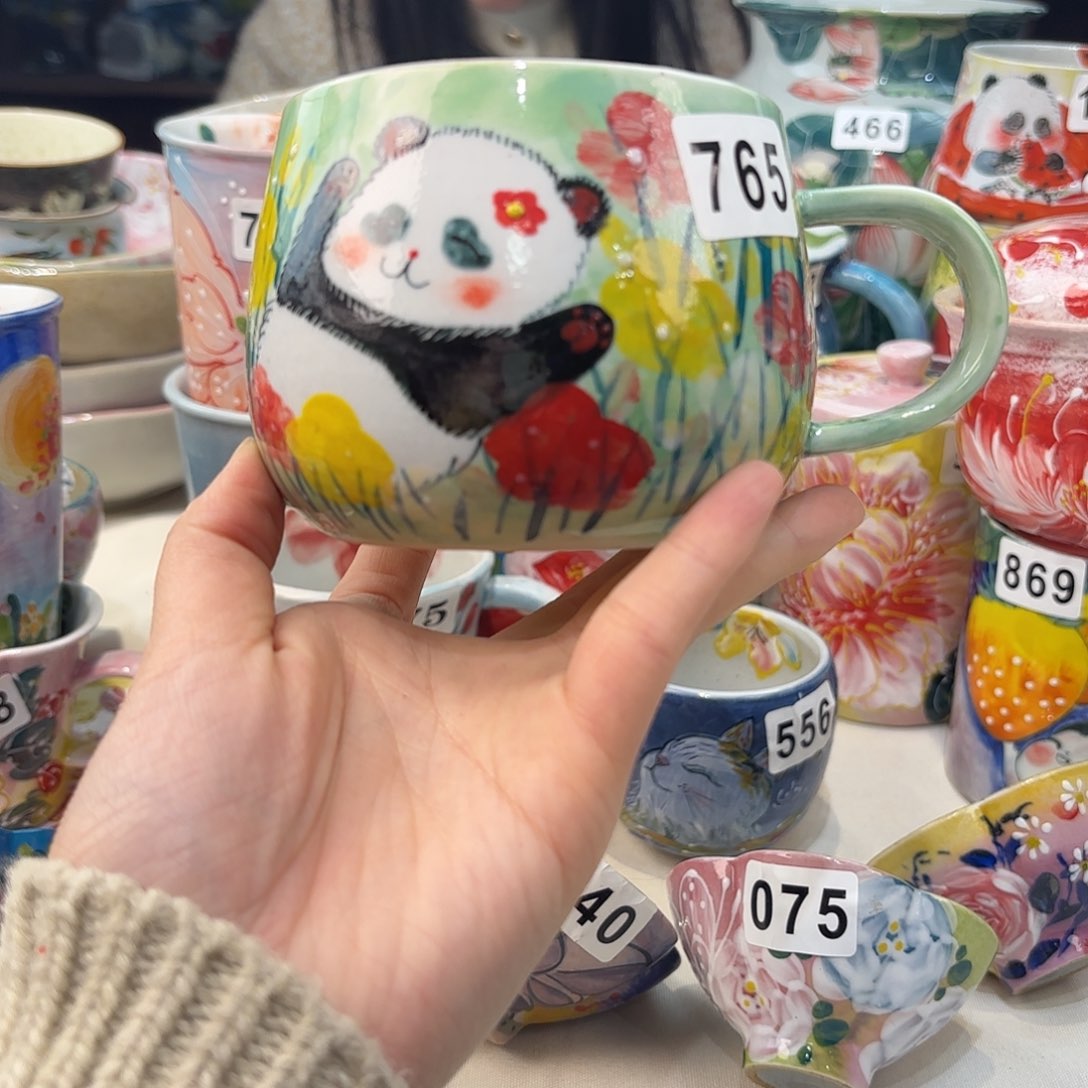 瓷片兔兔。。兔兔好帅好