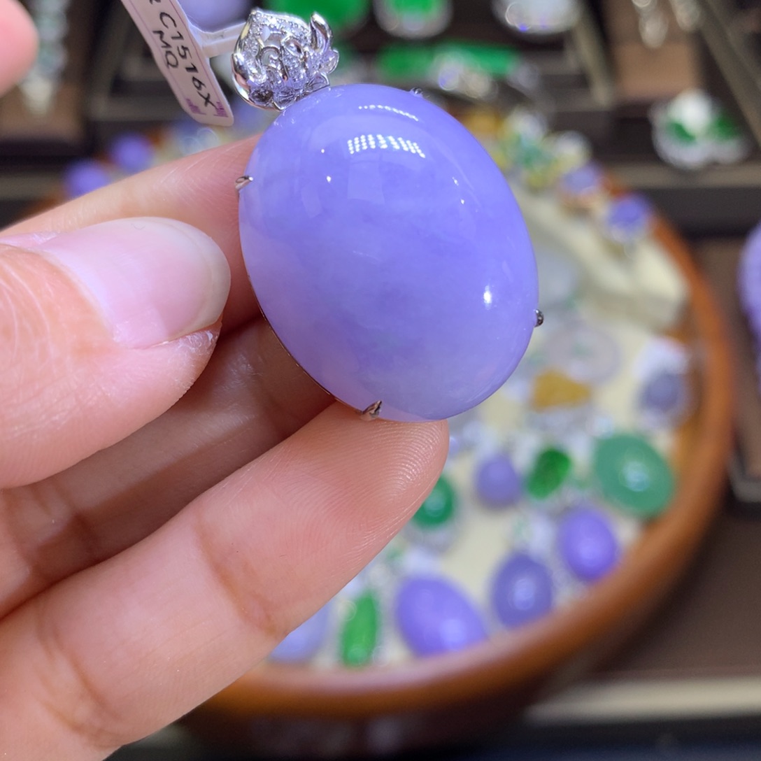 翡翠戒指18K金镶嵌翡翠