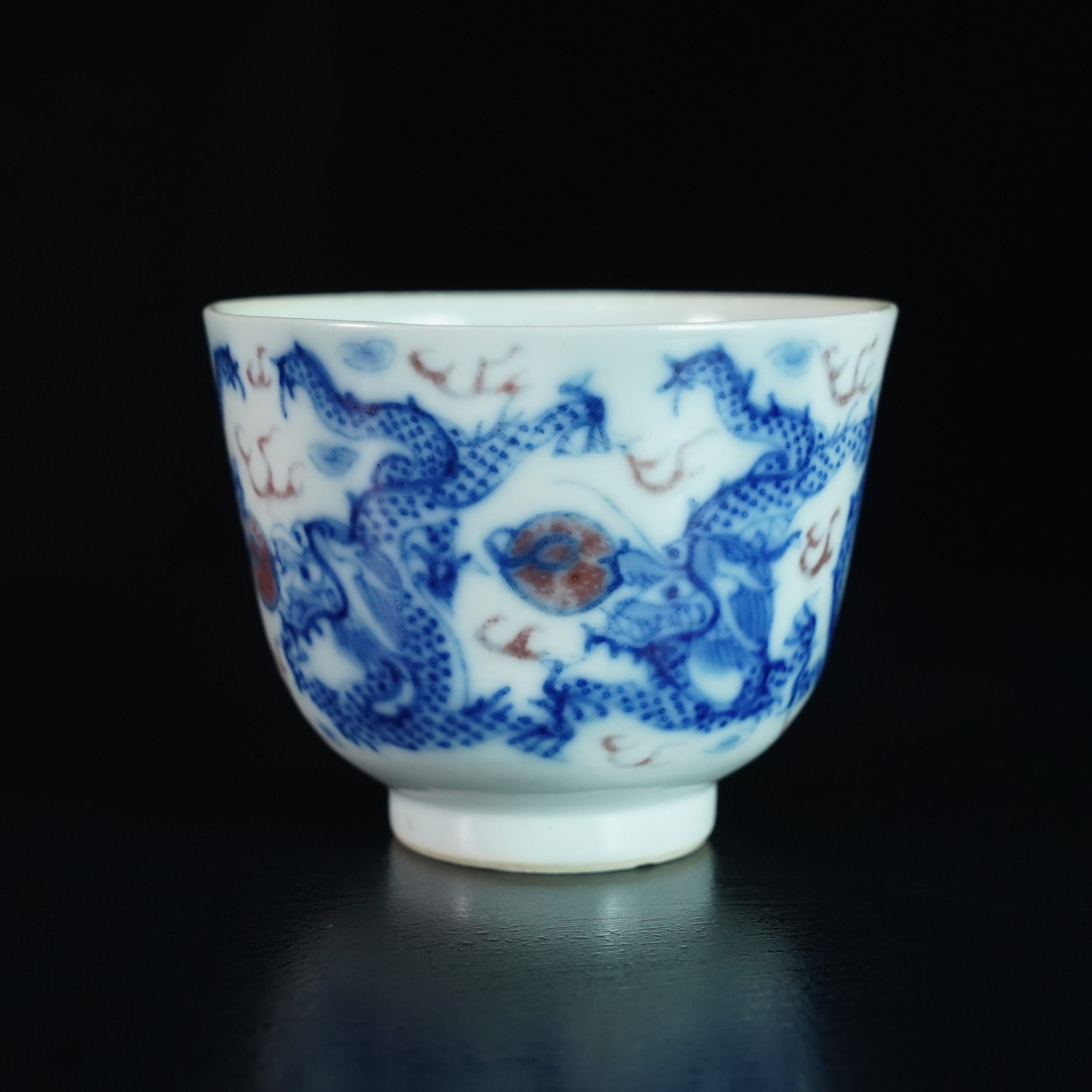 LXZ250111015【十竹斋】清代青花釉里红龙纹单杯