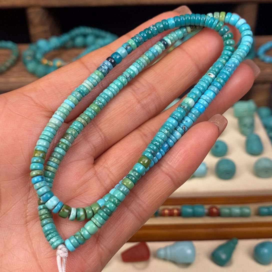 未镶嵌绿松石珠宝奇石