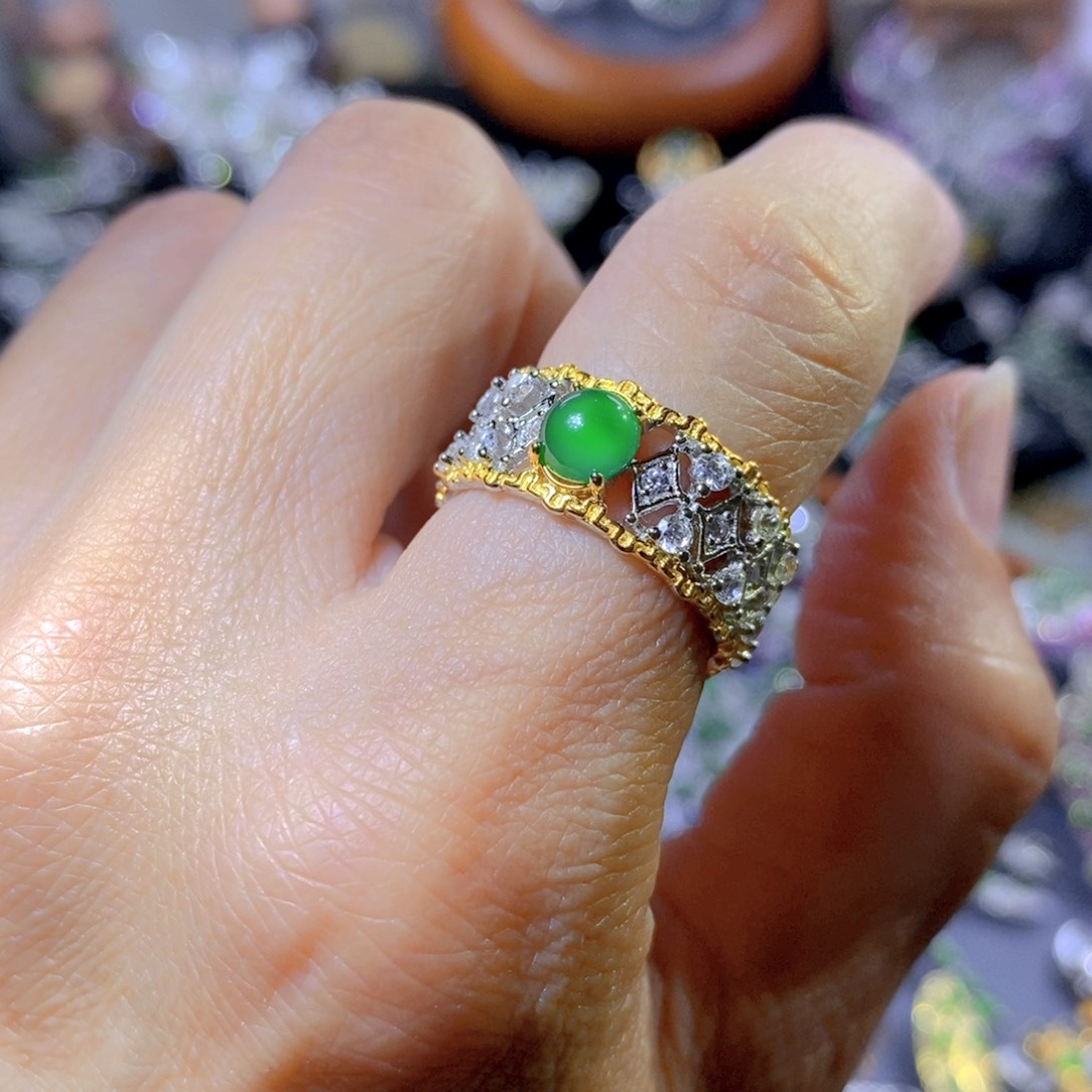 翡翠颈饰银S925镶嵌天然翡翠