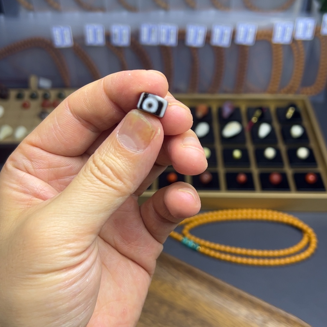 玛瑙/玉髓未镶嵌搁珠11mm玛瑙