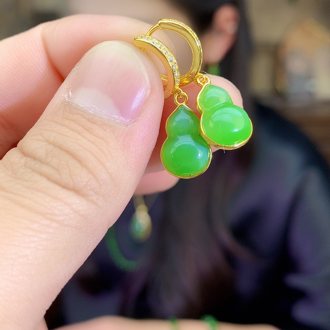 吊坠(不含链)银S925镶嵌和田玉（碧玉）耳饰