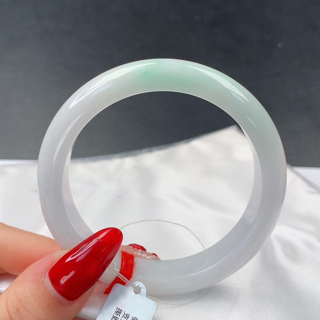 翡翠手镯未镶嵌120正55