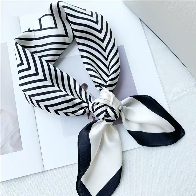 安源新款简约黑白条纹桑蚕丝丝巾时尚高级小方巾65*65cm