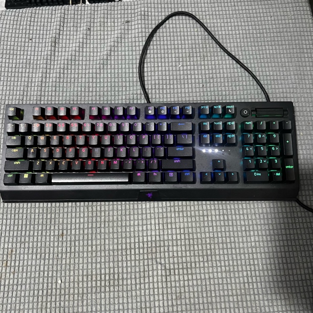 8新 Razer/雷蛇 雷蛇黑寡妇蜘蛛V3粉晶电竞游戏机械键支持键盘宏