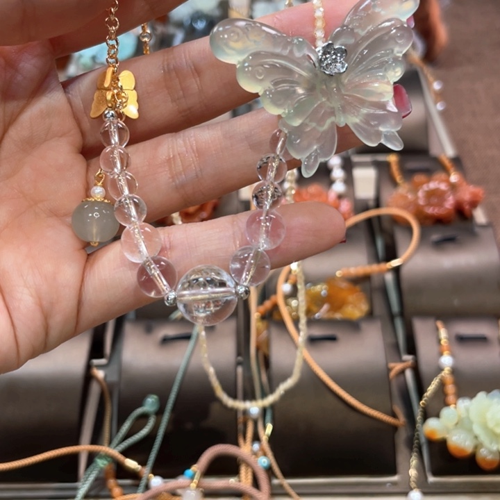 蛇纹石玉吊坠(赠链)未镶嵌