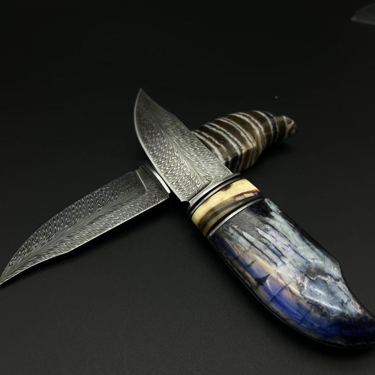 众润【众润】手工锻打羽毛纹手柄臼齿水果刀