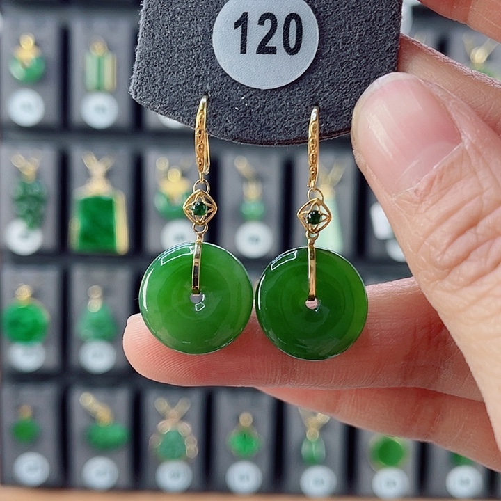 18K金镶嵌和田玉耳饰