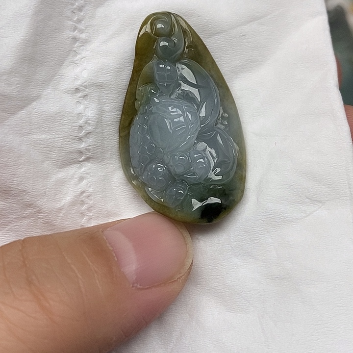 翡翠未镶嵌颈饰11号