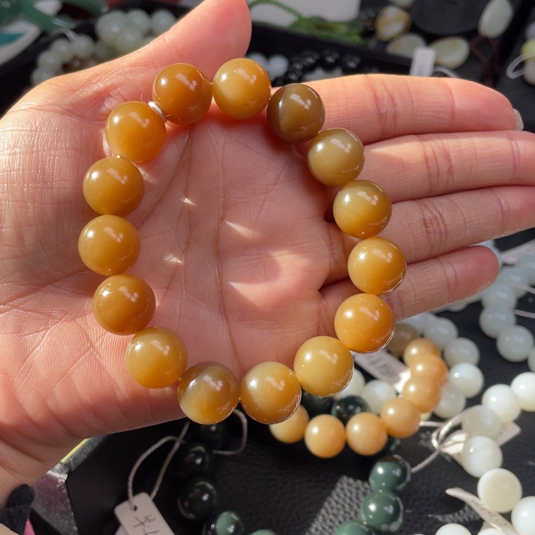 *****和田玉未镶嵌手链