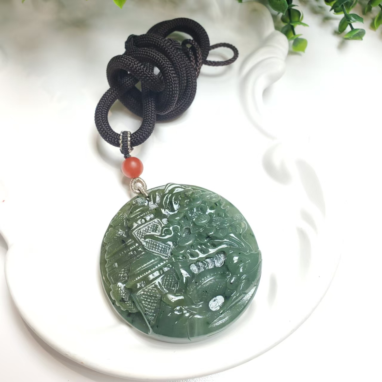 S460【赵小姐】时尚百搭和田碧玉雕花吊坠