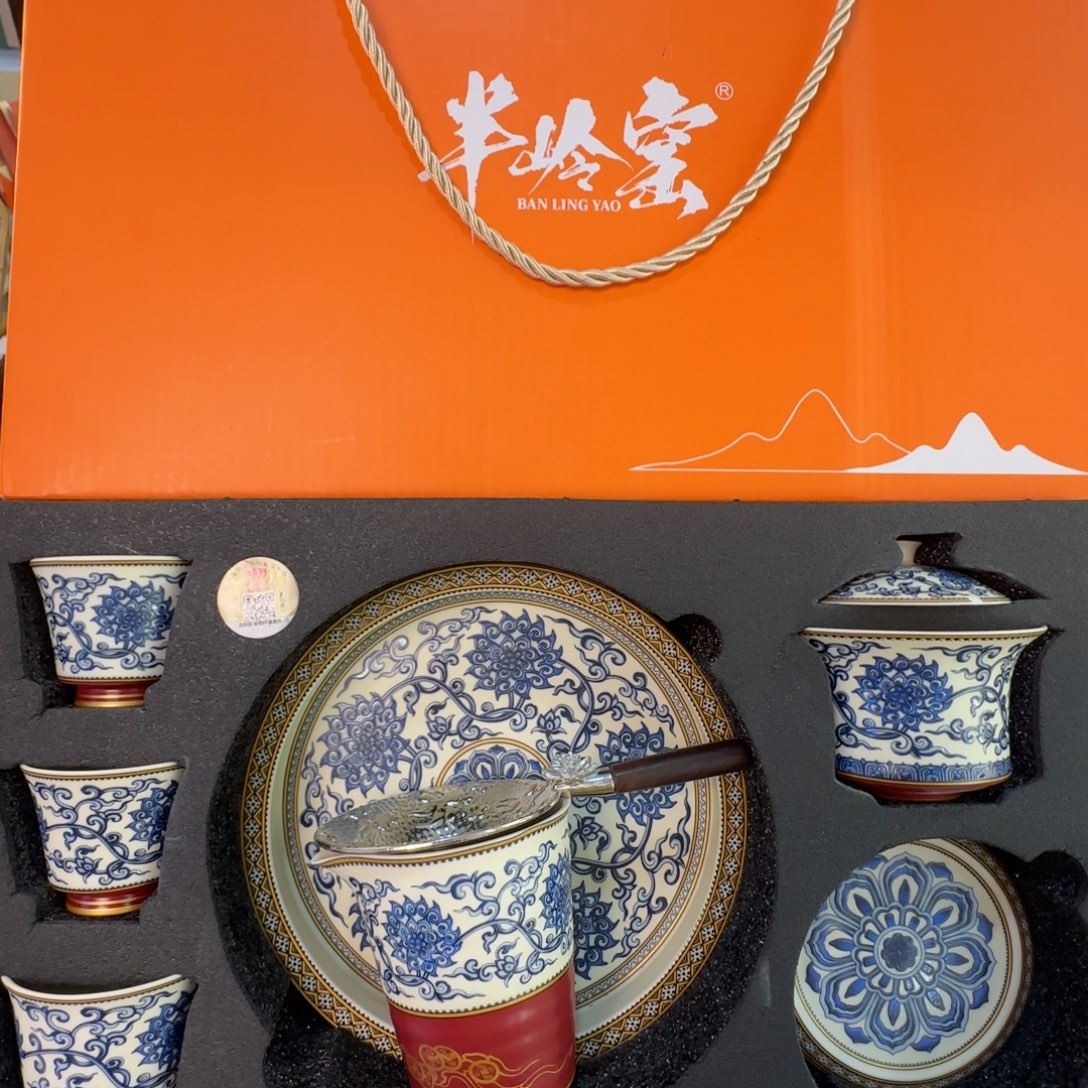 当代艺术家辞典等多