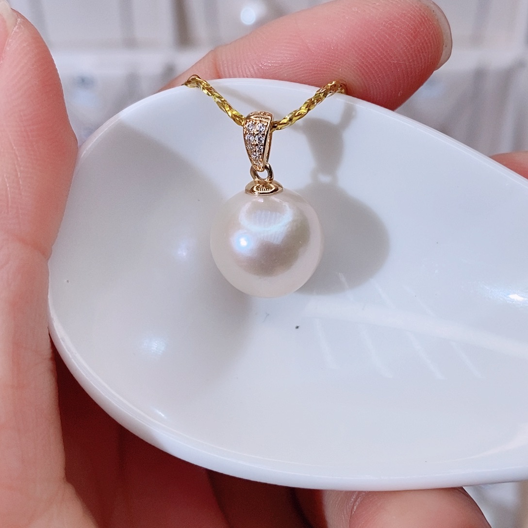 颈饰未镶嵌淡水珍珠