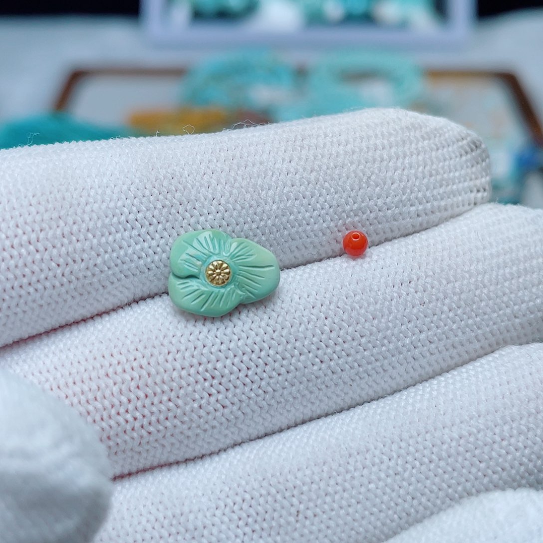 大***贝南红玛瑙未镶嵌珠宝奇石