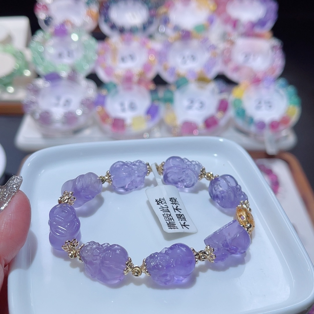 水晶手串未镶嵌招米皮皮