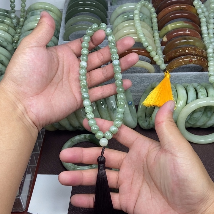 蛇纹石玉手链未镶嵌