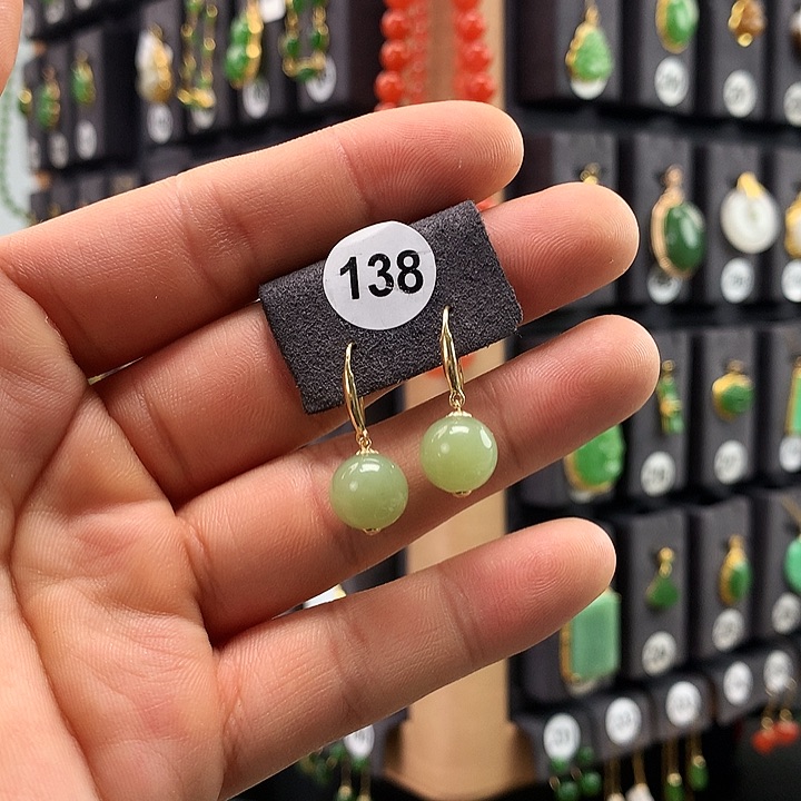 和田玉耳饰18K金镶嵌