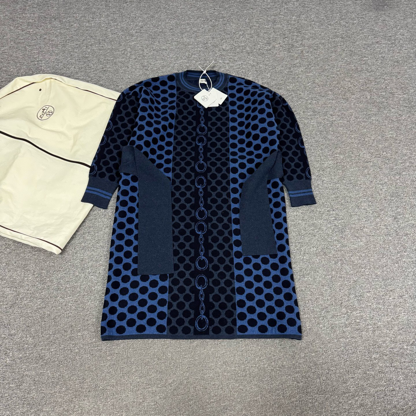 99新 AMIPARIS 爱马仕 羊绒连衣裙 带吊牌