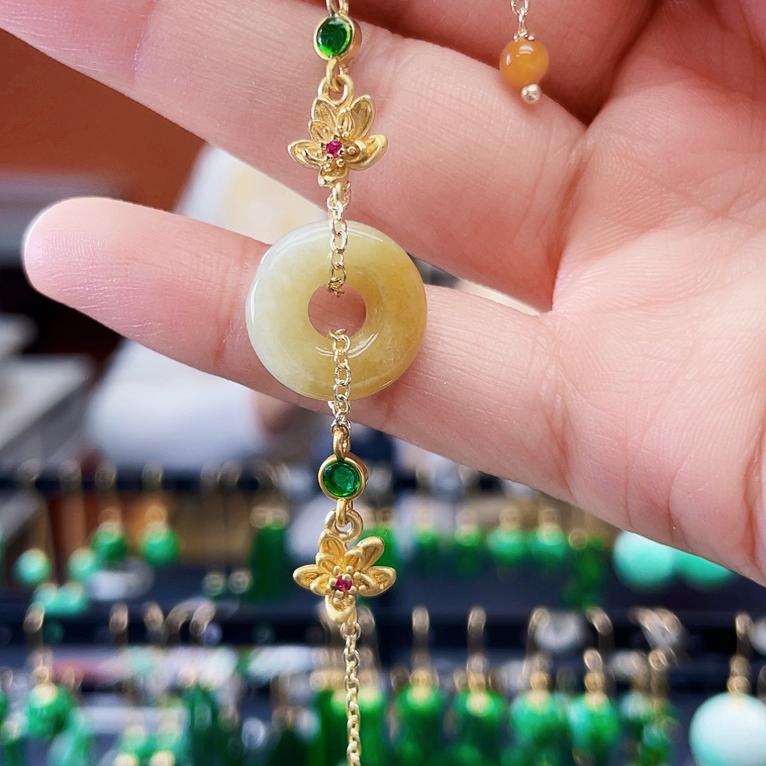 翡翠未镶嵌耳饰饰品