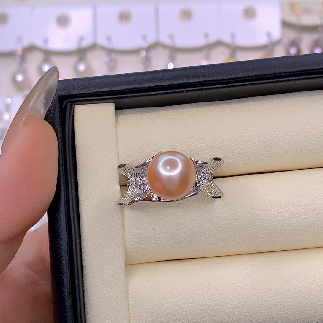 颈饰未镶嵌淡水珍珠