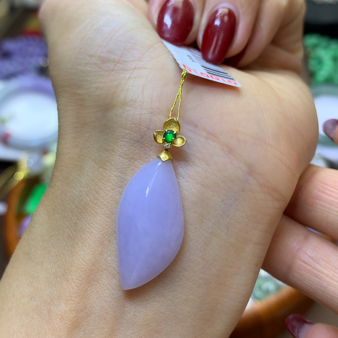 【闪购商品】翡翠颈饰18K金镶嵌翡翠