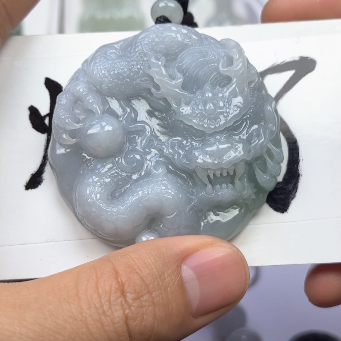 翡翠颈饰未镶嵌缅甸翡翠