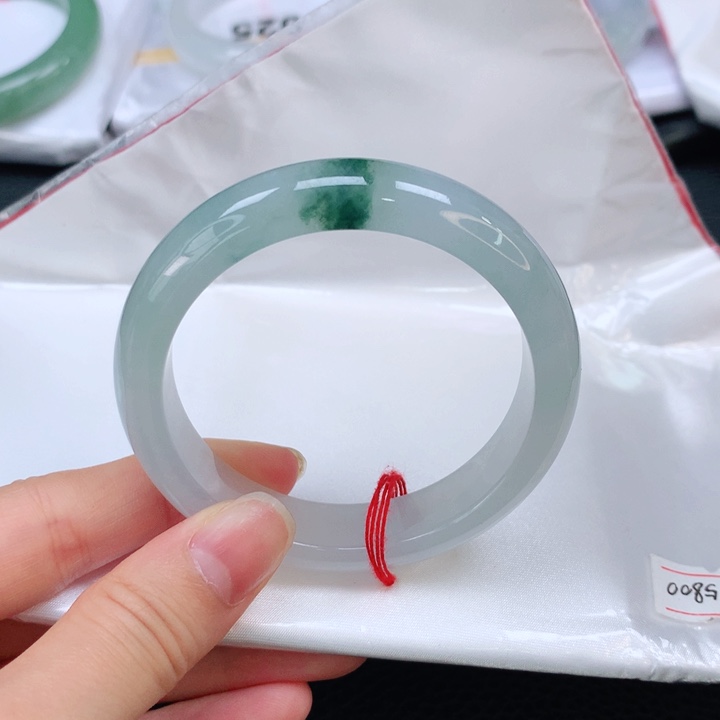 翡翠手镯未镶嵌翡翠手镯51.4有瑕