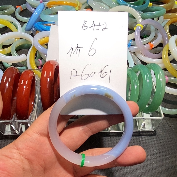 玛瑙/玉髓未镶嵌手镯