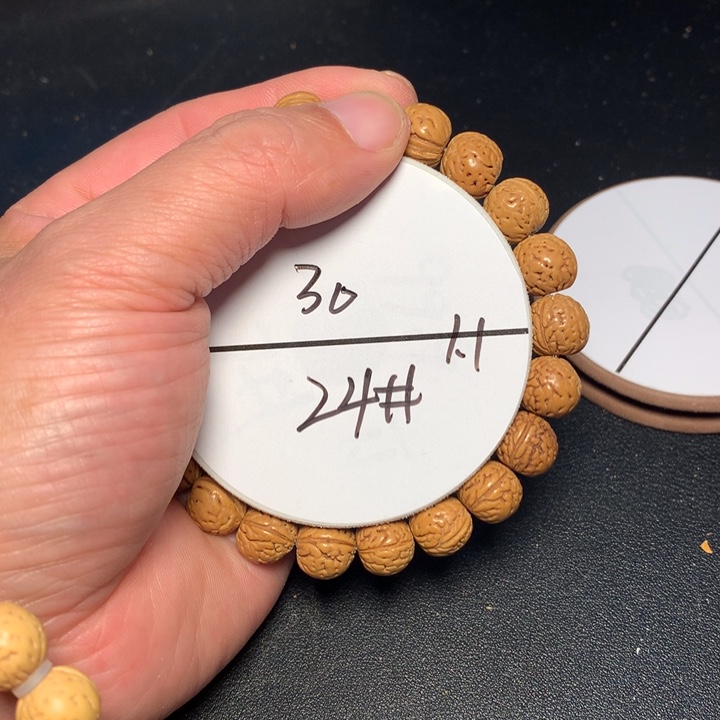 桃核手串24号健健康康