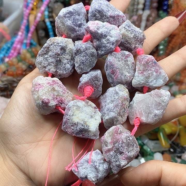 玛瑙/玉髓未镶嵌珠宝半成品梅花碧玺原矿