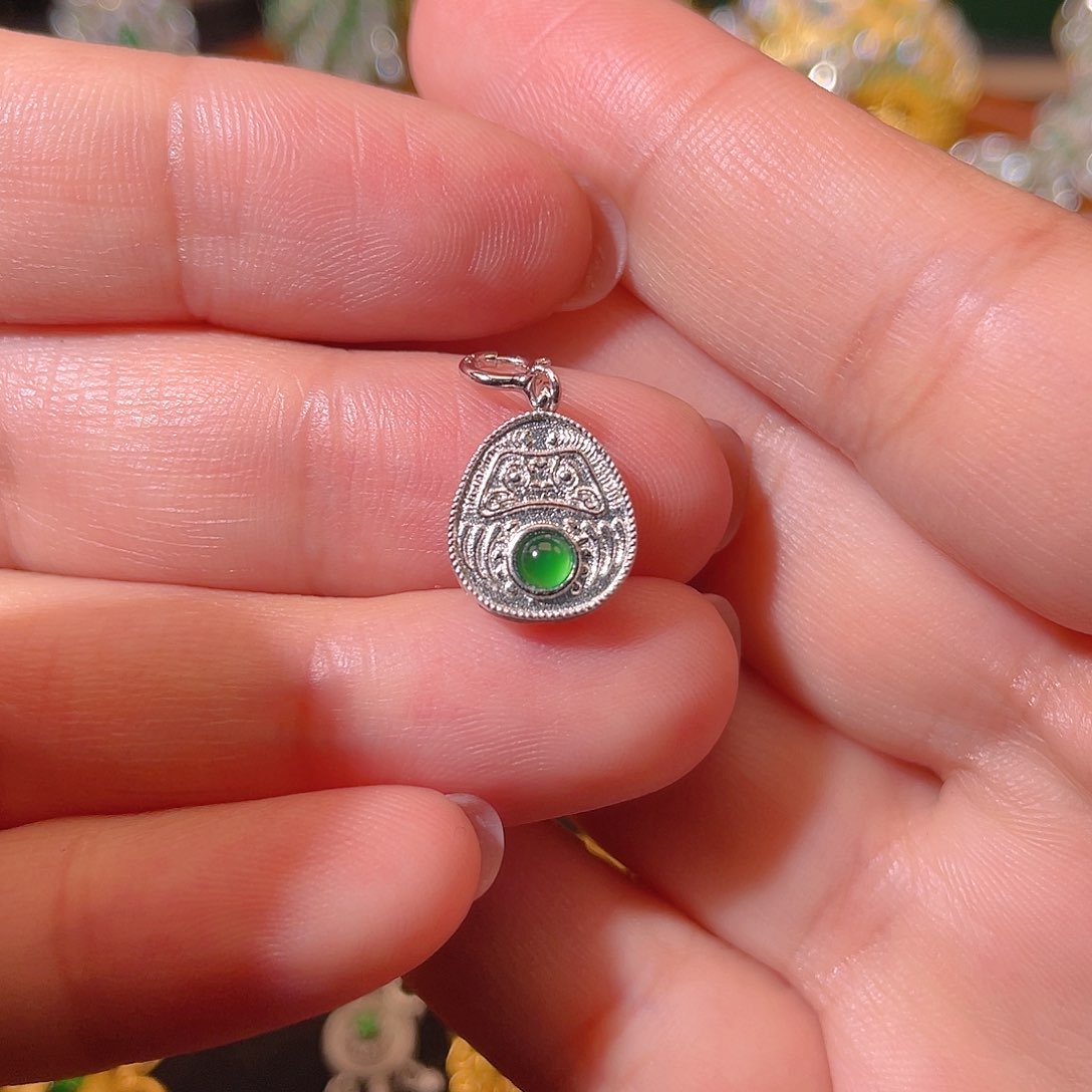 翡翠吊坠(不含链)银S925镶嵌