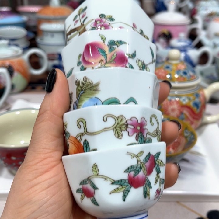 g d d g h g f f f f