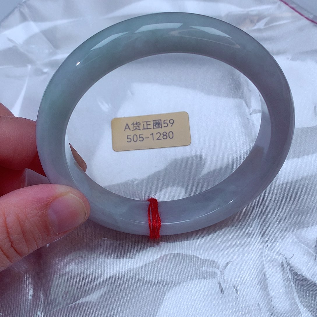 翡翠手镯未镶嵌505号
