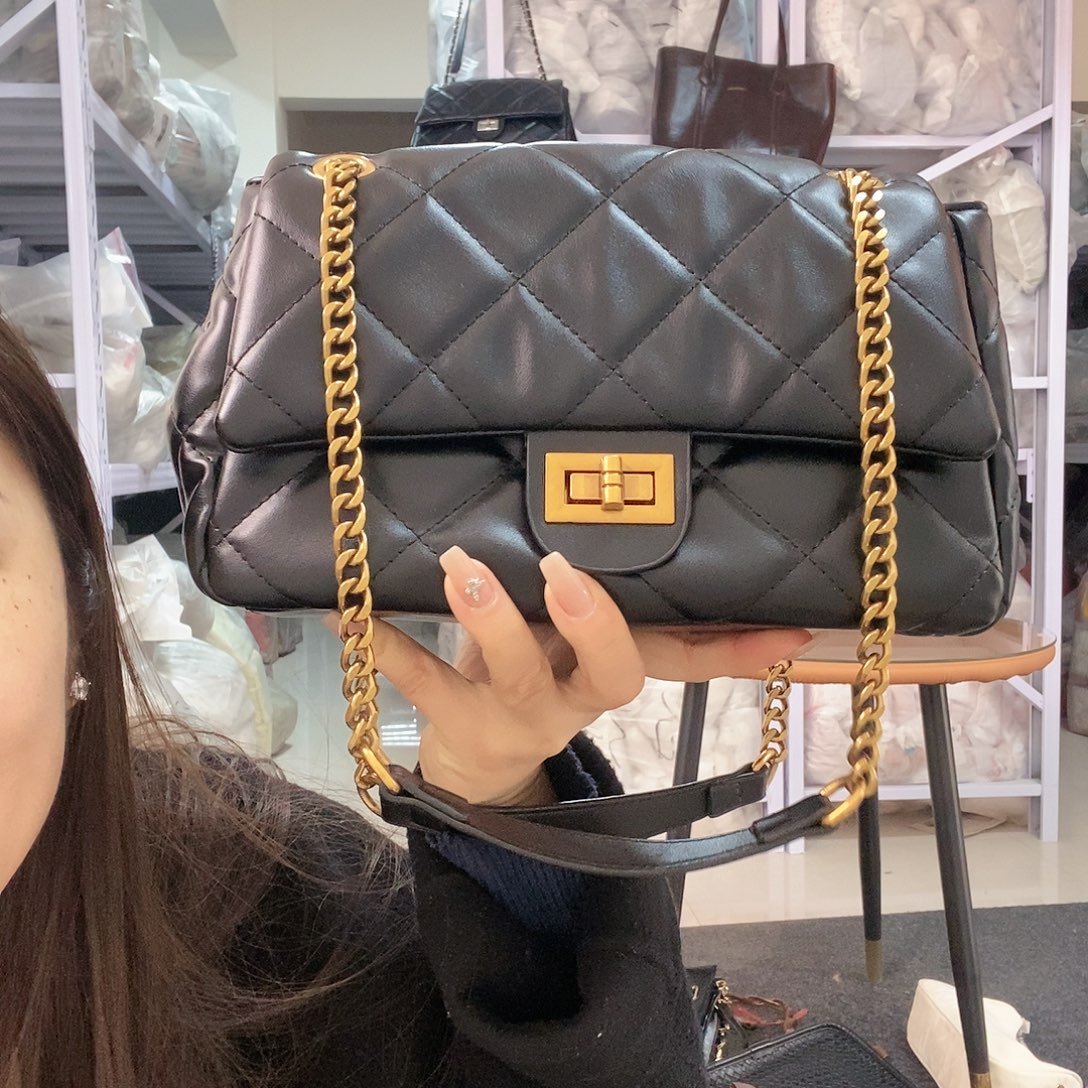 羊剖层皮革牛剖层皮革黑金色