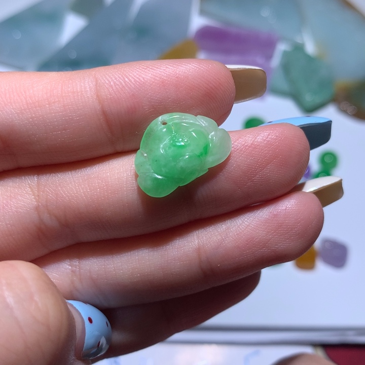 翡翠未镶嵌颈饰无镶嵌49