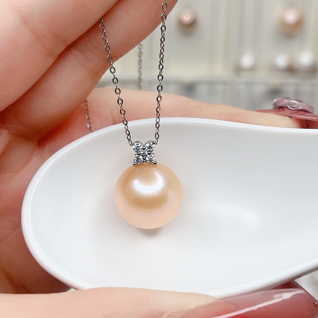 淡水珍珠吊坠(赠链)合金