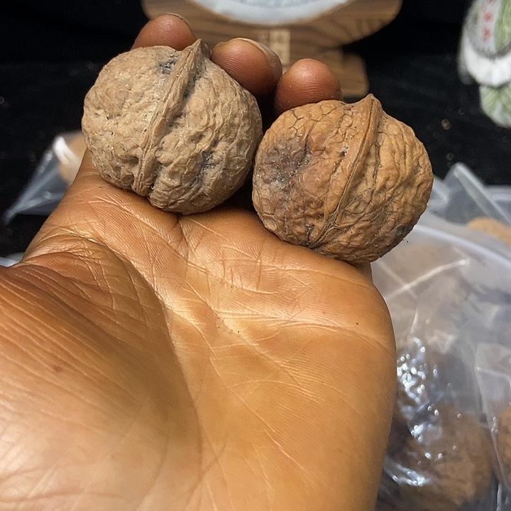 把件文玩核桃云南铁核桃基地74
