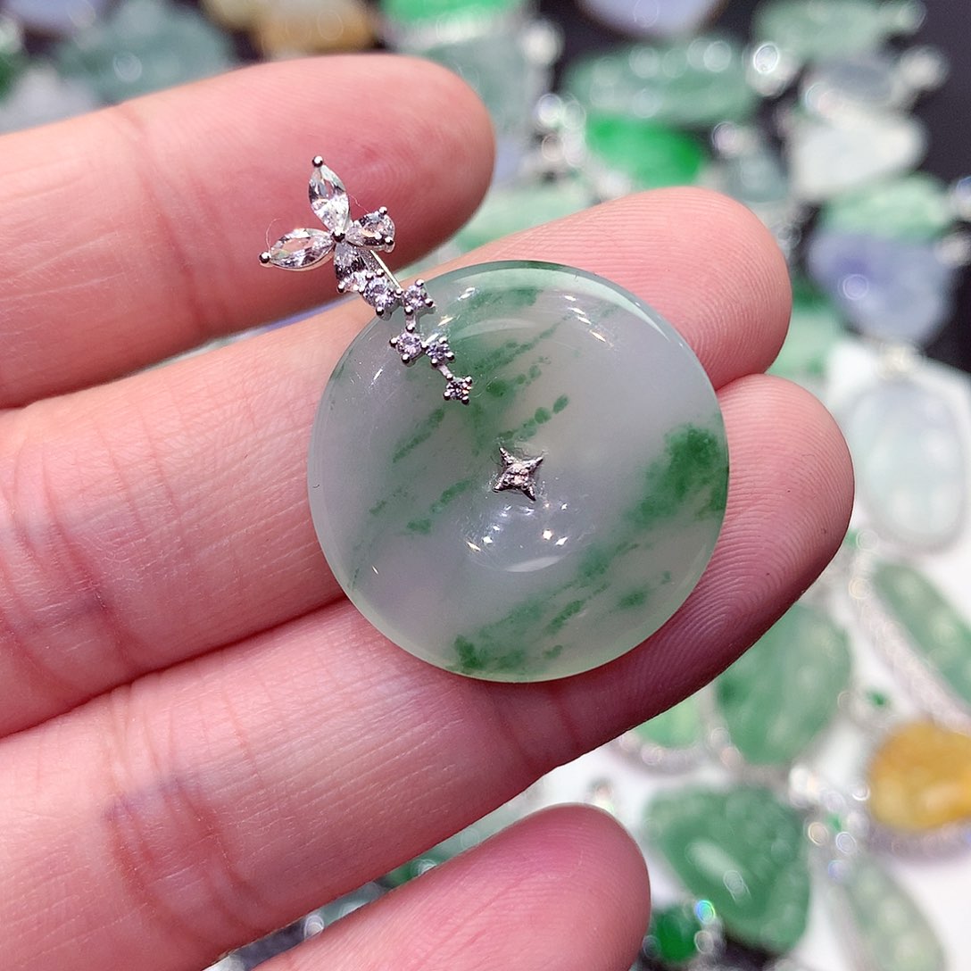 翡翠颈饰18K金镶嵌纯天然